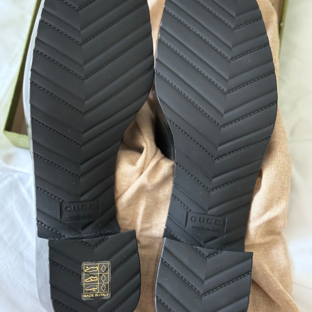 Gucci - Picture 3 of 3